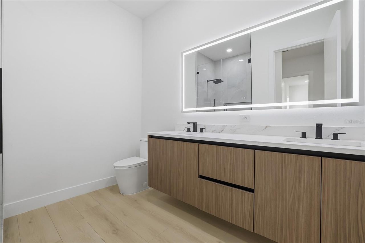 6907 N Boulevard, Tampa, FL 33604 Photo