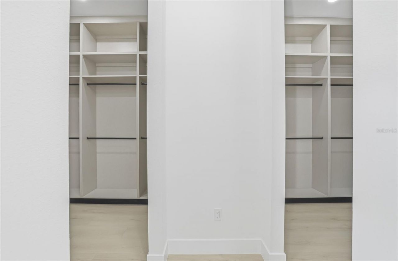 6907 N Boulevard, Tampa, FL 33604 Photo