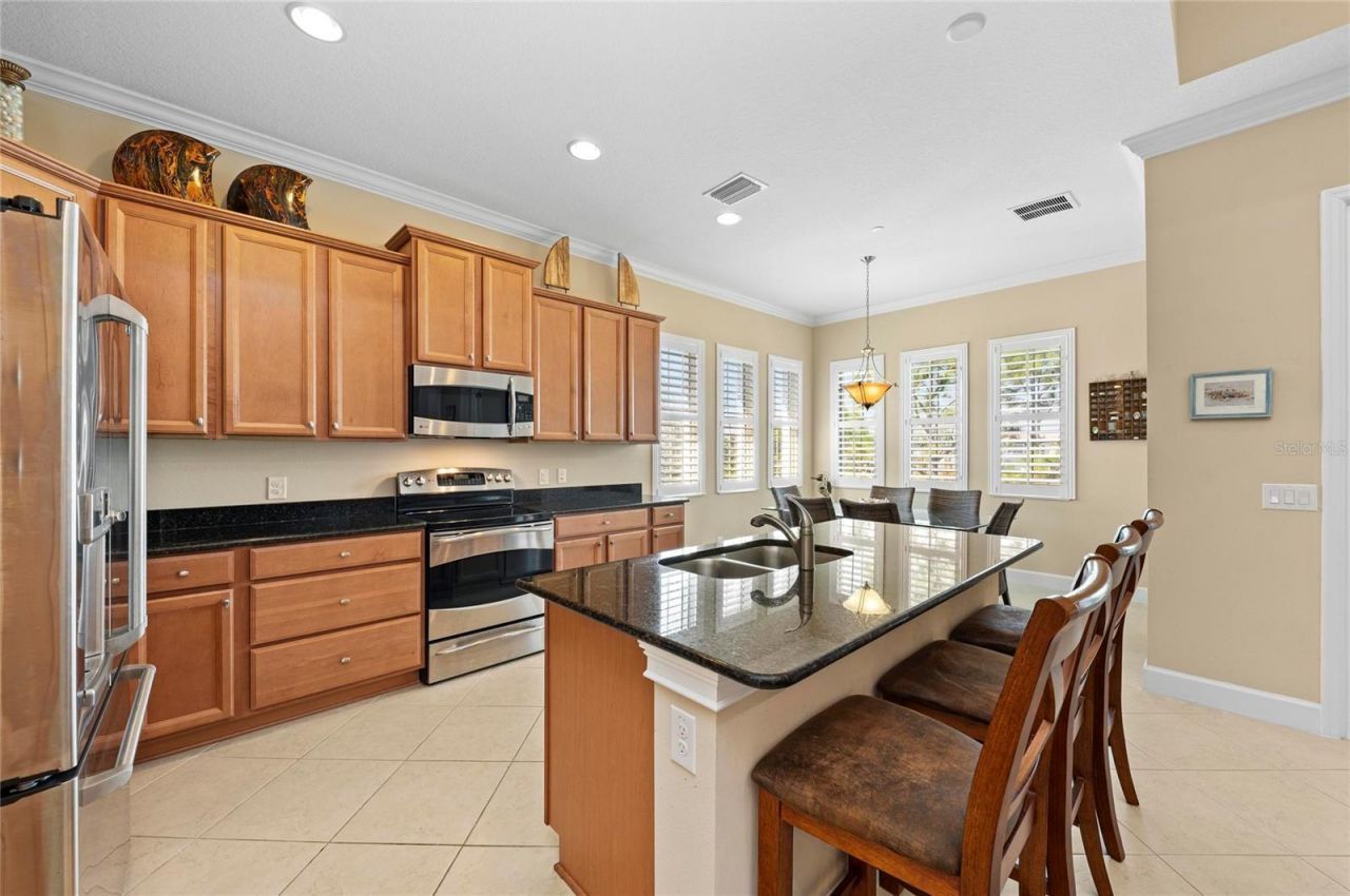 266 Sapphire Lake Drive, Unit 202, Bradenton, FL 34209 Photo