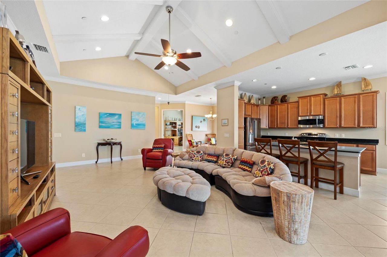 266 Sapphire Lake Drive, Unit 202, Bradenton, FL 34209 Photo