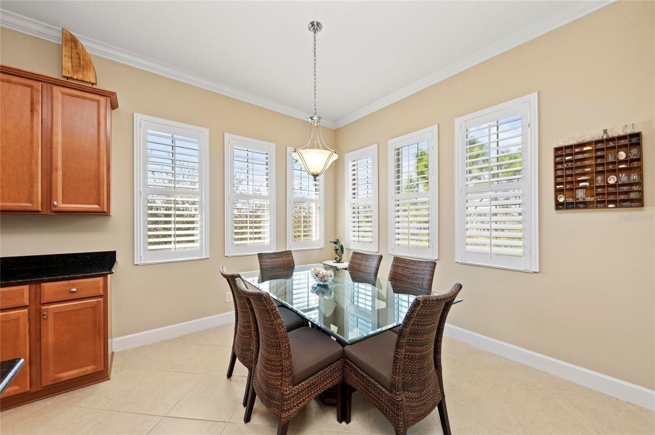 266 Sapphire Lake Drive, Unit 202, Bradenton, FL 34209 Photo