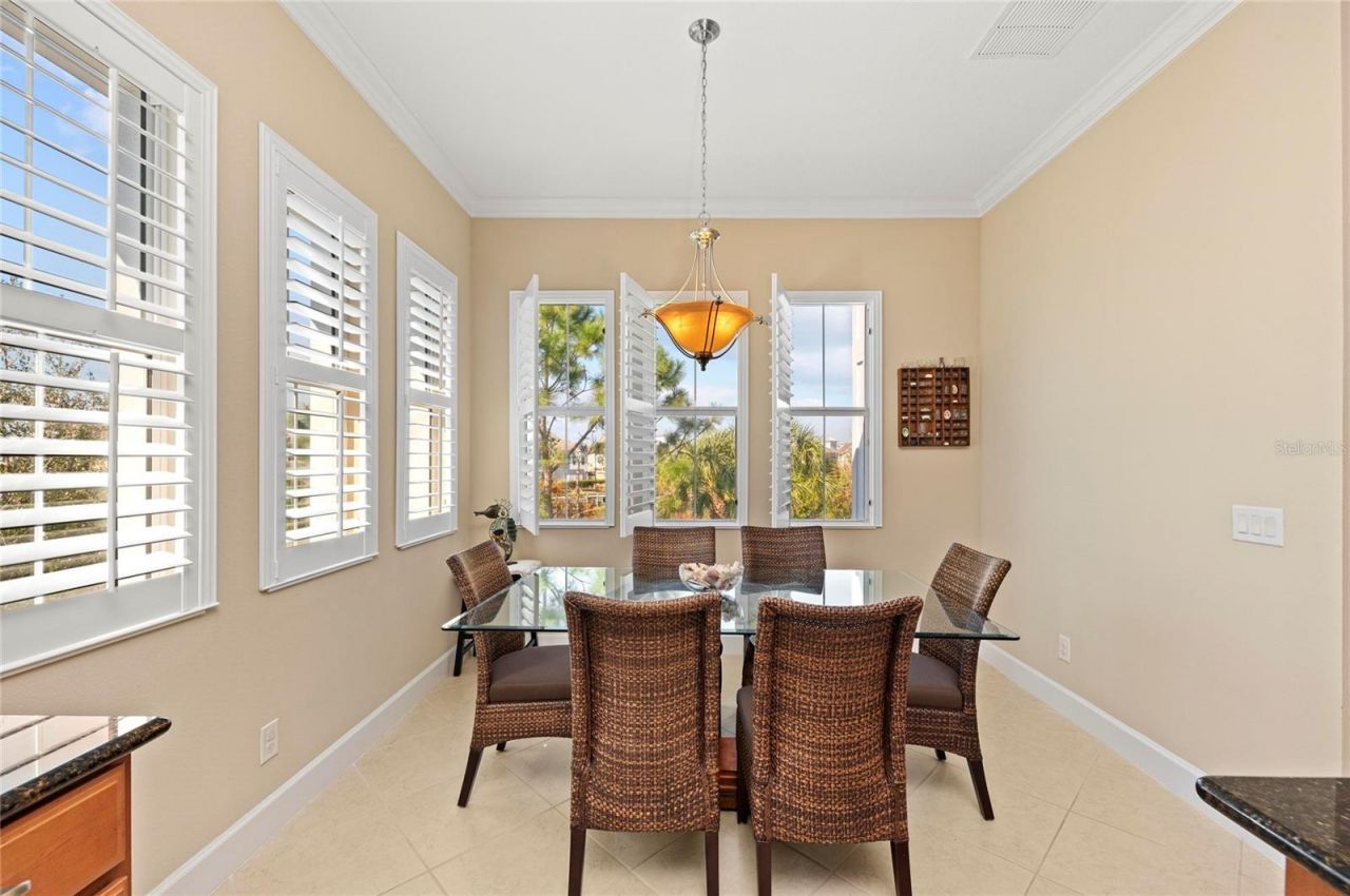 266 Sapphire Lake Drive, Unit 202, Bradenton, FL 34209 Photo