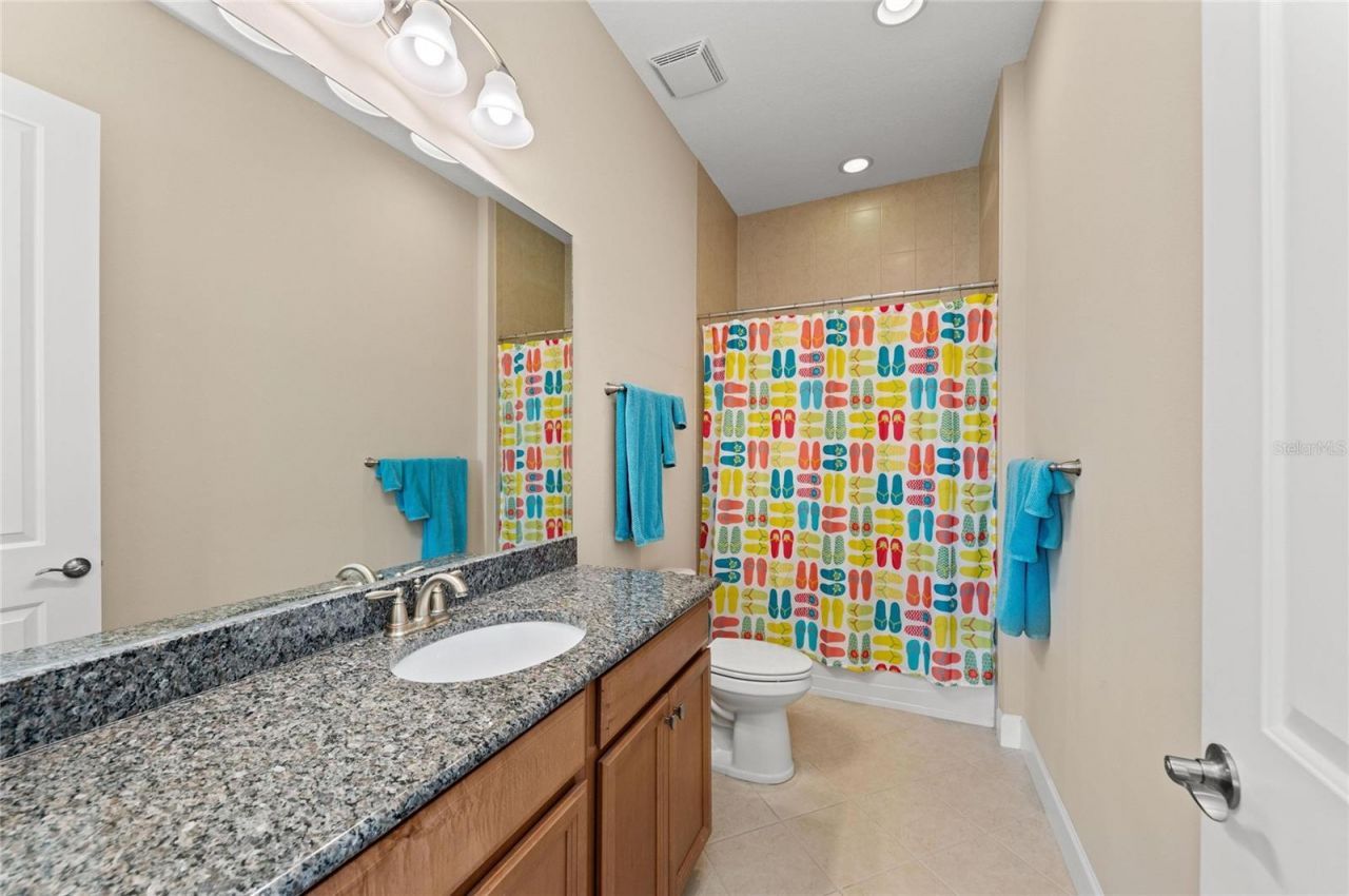266 Sapphire Lake Drive, Unit 202, Bradenton, FL 34209 Photo