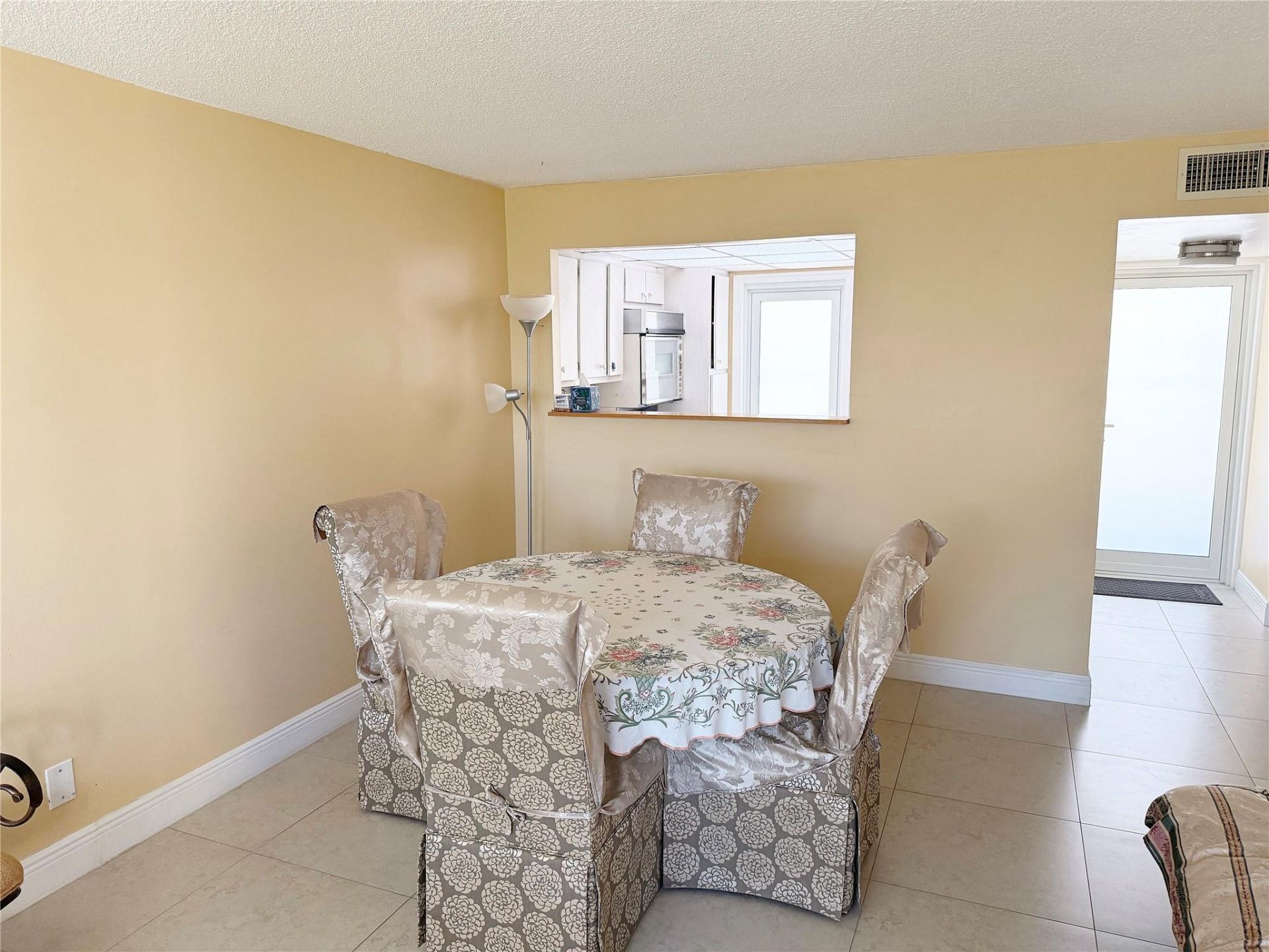 201 N Ocean Boulevard, Unit 506, Pompano Beach, FL 33062 Photo