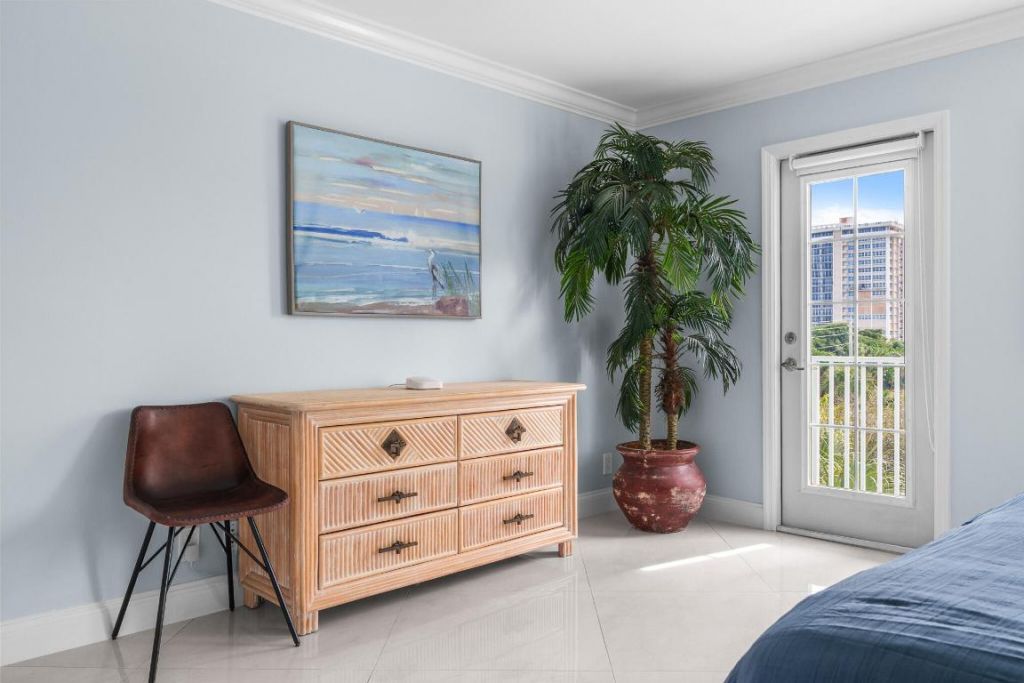 950 Ponce De Leon Road, Unit 401, Boca Raton, FL 33432 Photo