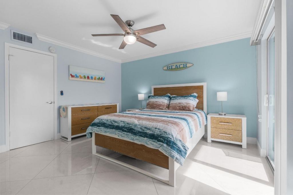 950 Ponce De Leon Road, Unit 401, Boca Raton, FL 33432 Photo