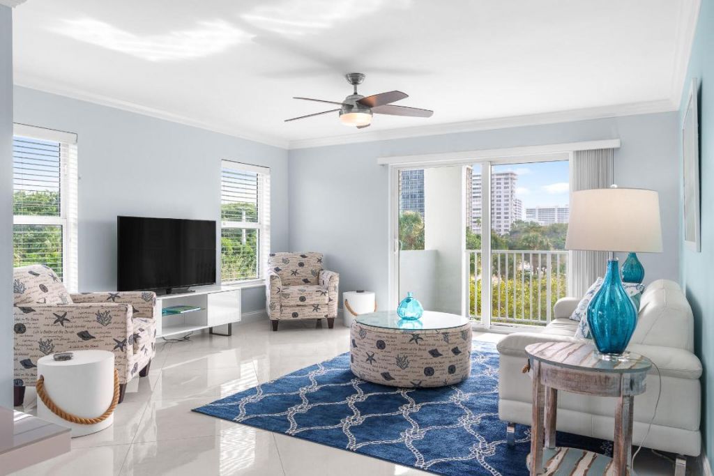 950 Ponce De Leon Road, Unit 401, Boca Raton, FL 33432 Photo