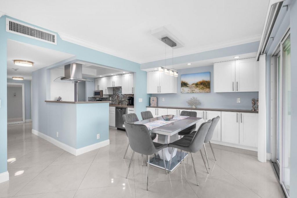 950 Ponce De Leon Road, Unit 401, Boca Raton, FL 33432 Photo