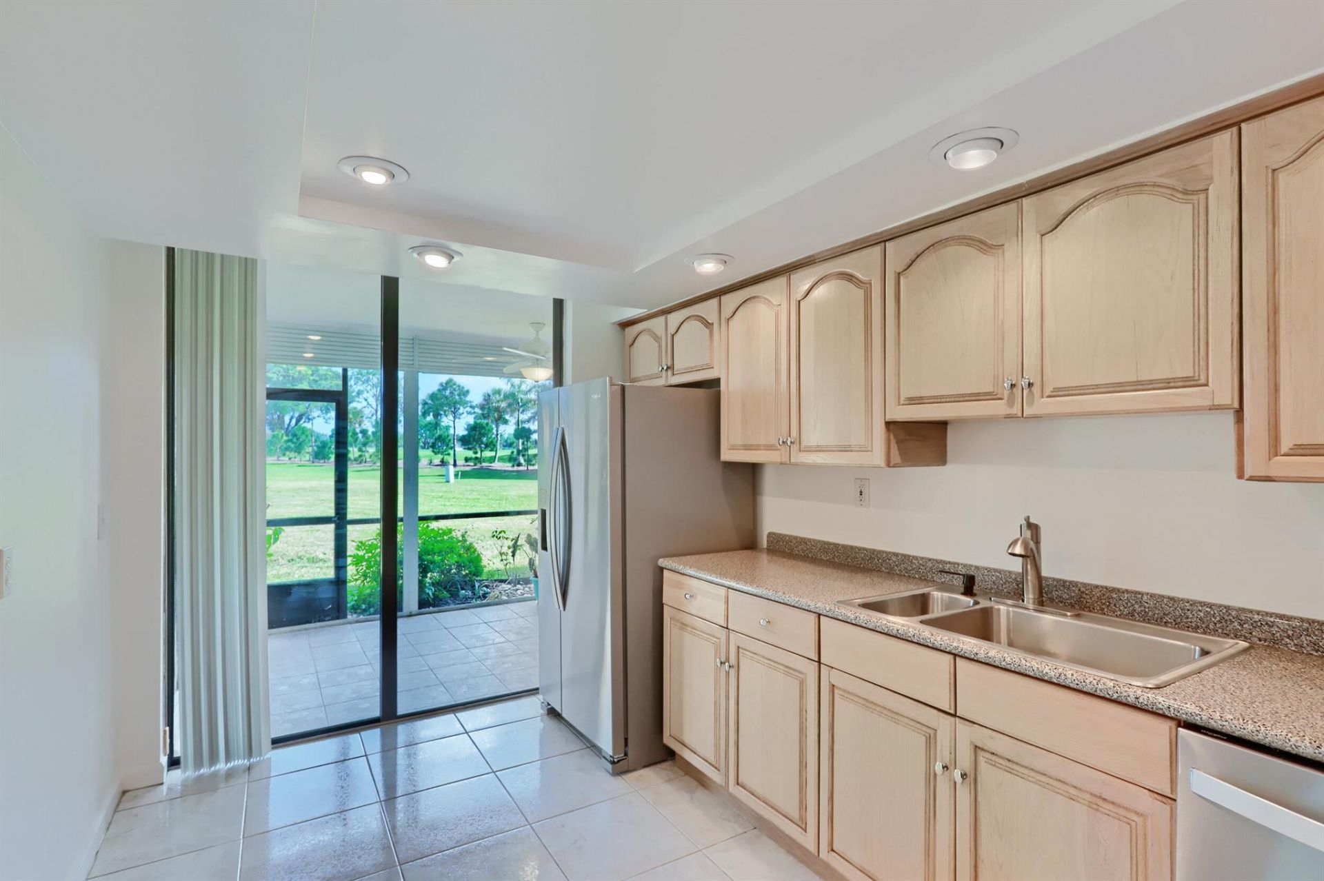 5390 Woodland Lakes Drive, Unit 102, Palm Beach Gardens, FL 33418 Photo