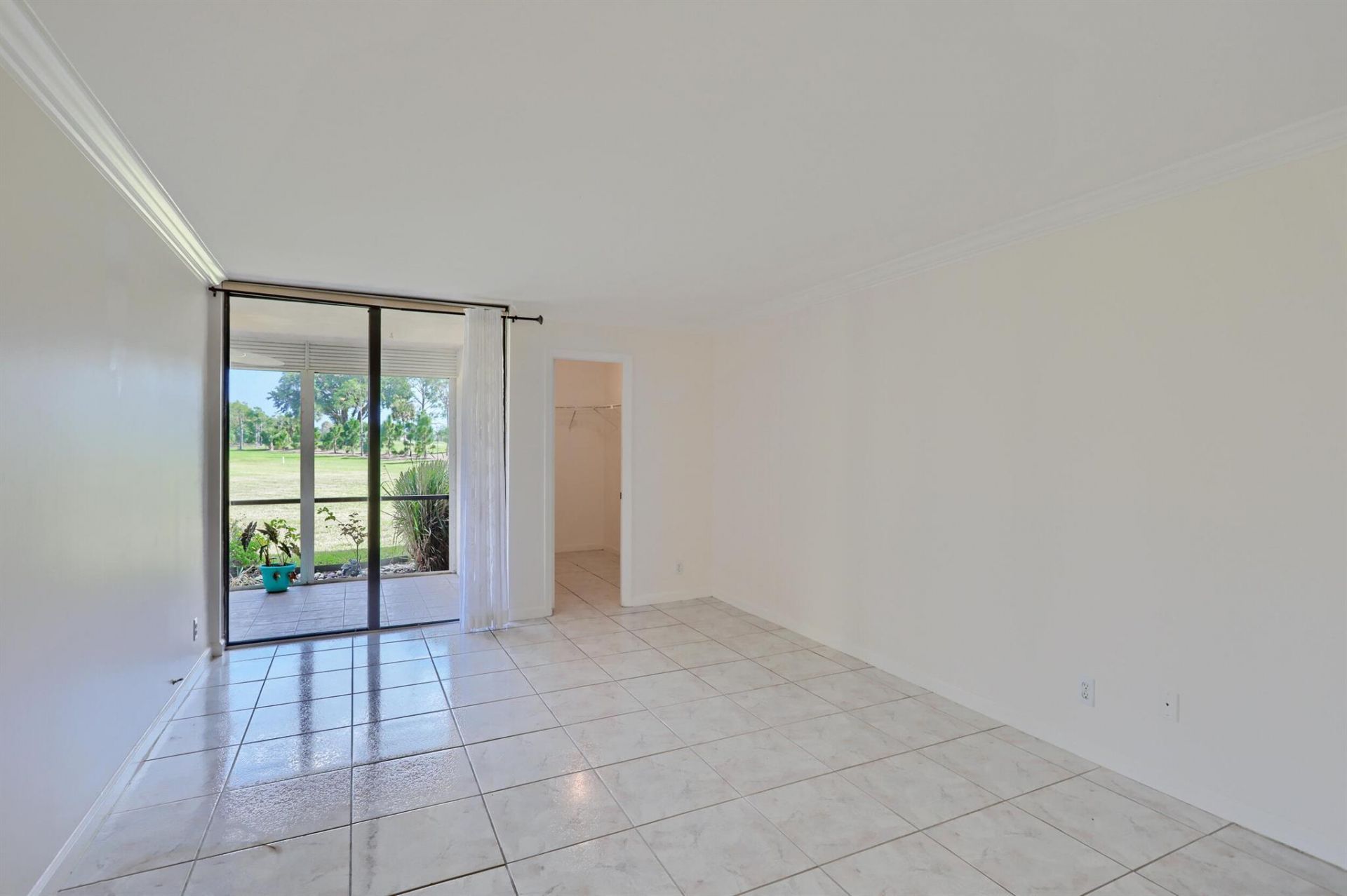 5390 Woodland Lakes Drive, Unit 102, Palm Beach Gardens, FL 33418 Photo