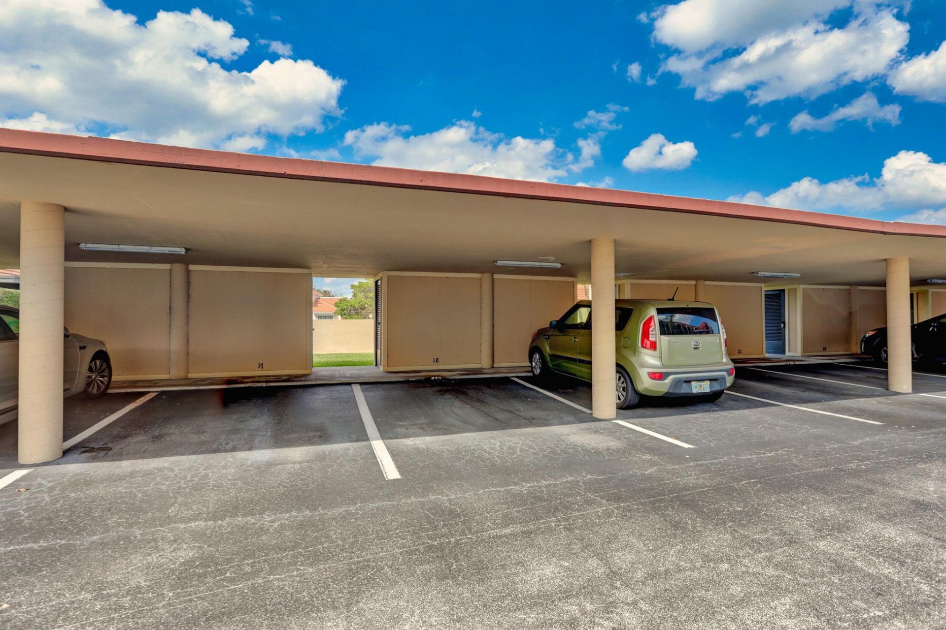 5390 Woodland Lakes Drive, Unit 102, Palm Beach Gardens, FL 33418 Photo