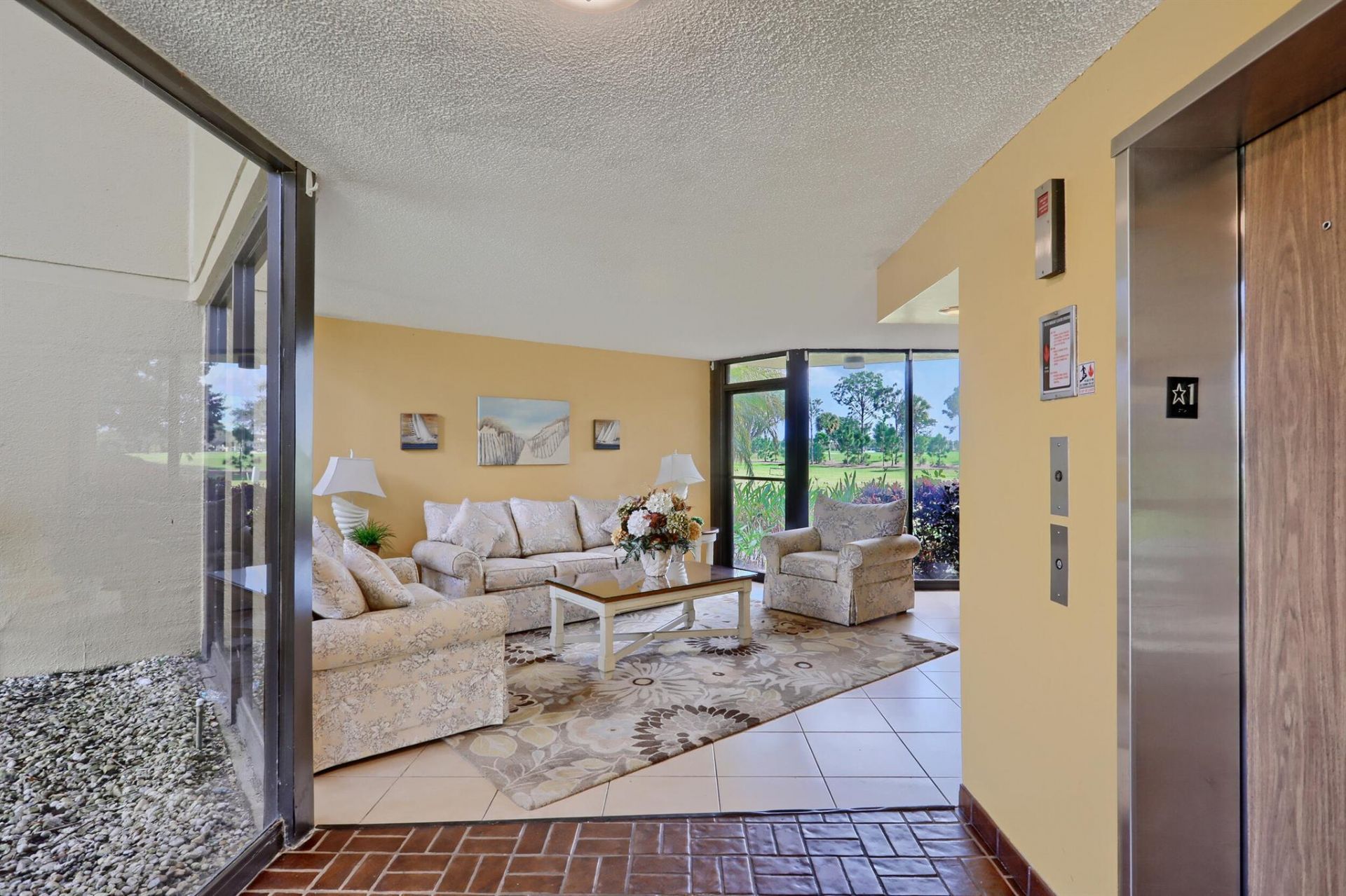 5390 Woodland Lakes Drive, Unit 102, Palm Beach Gardens, FL 33418 Photo
