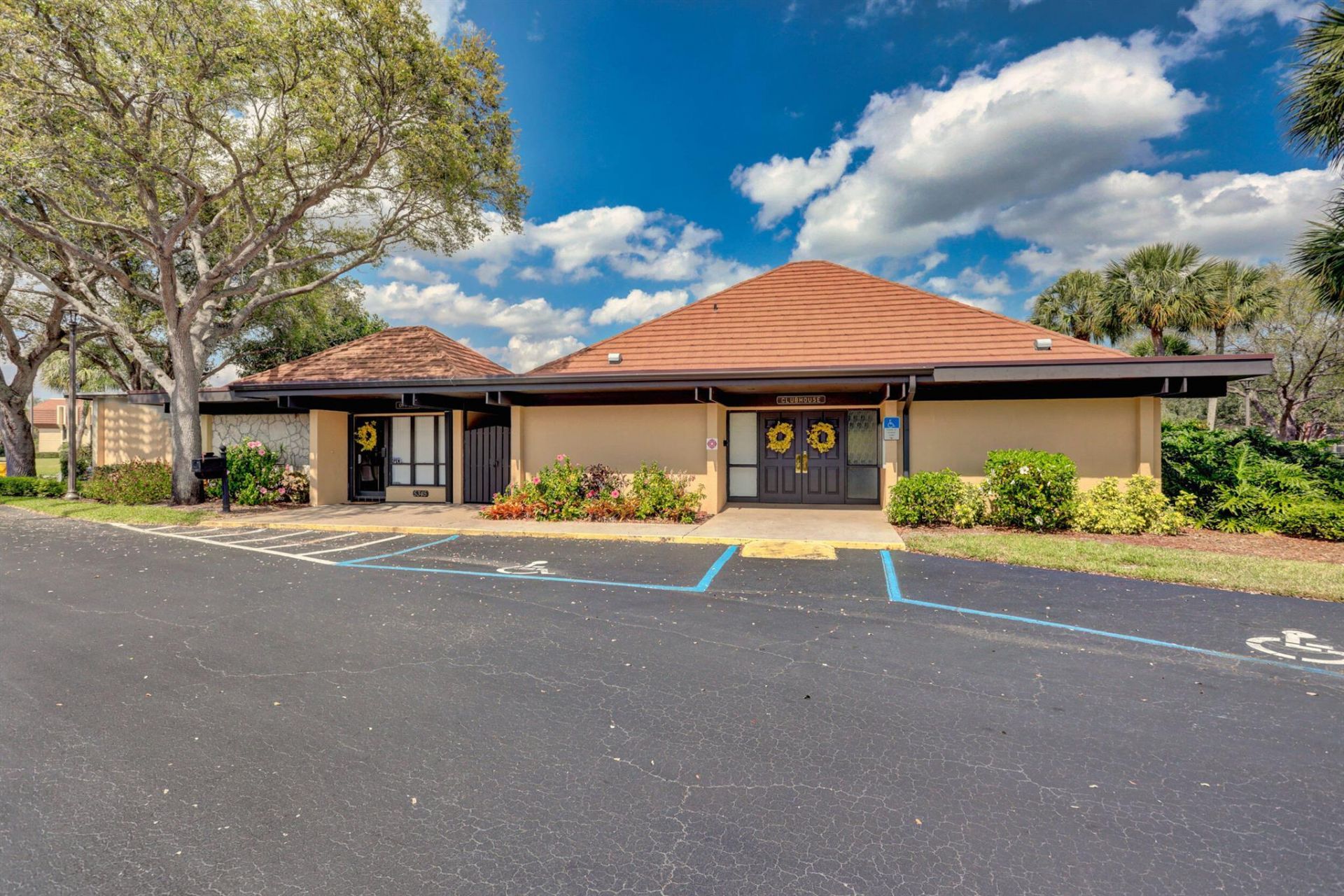 5390 Woodland Lakes Drive, Unit 102, Palm Beach Gardens, FL 33418 Photo