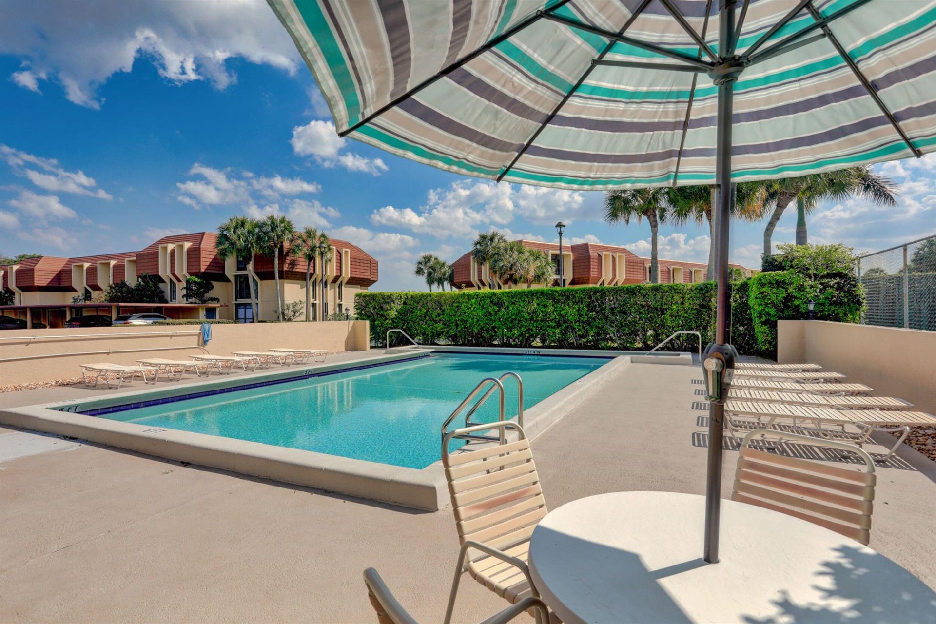 5390 Woodland Lakes Drive, Unit 102, Palm Beach Gardens, FL 33418 Photo