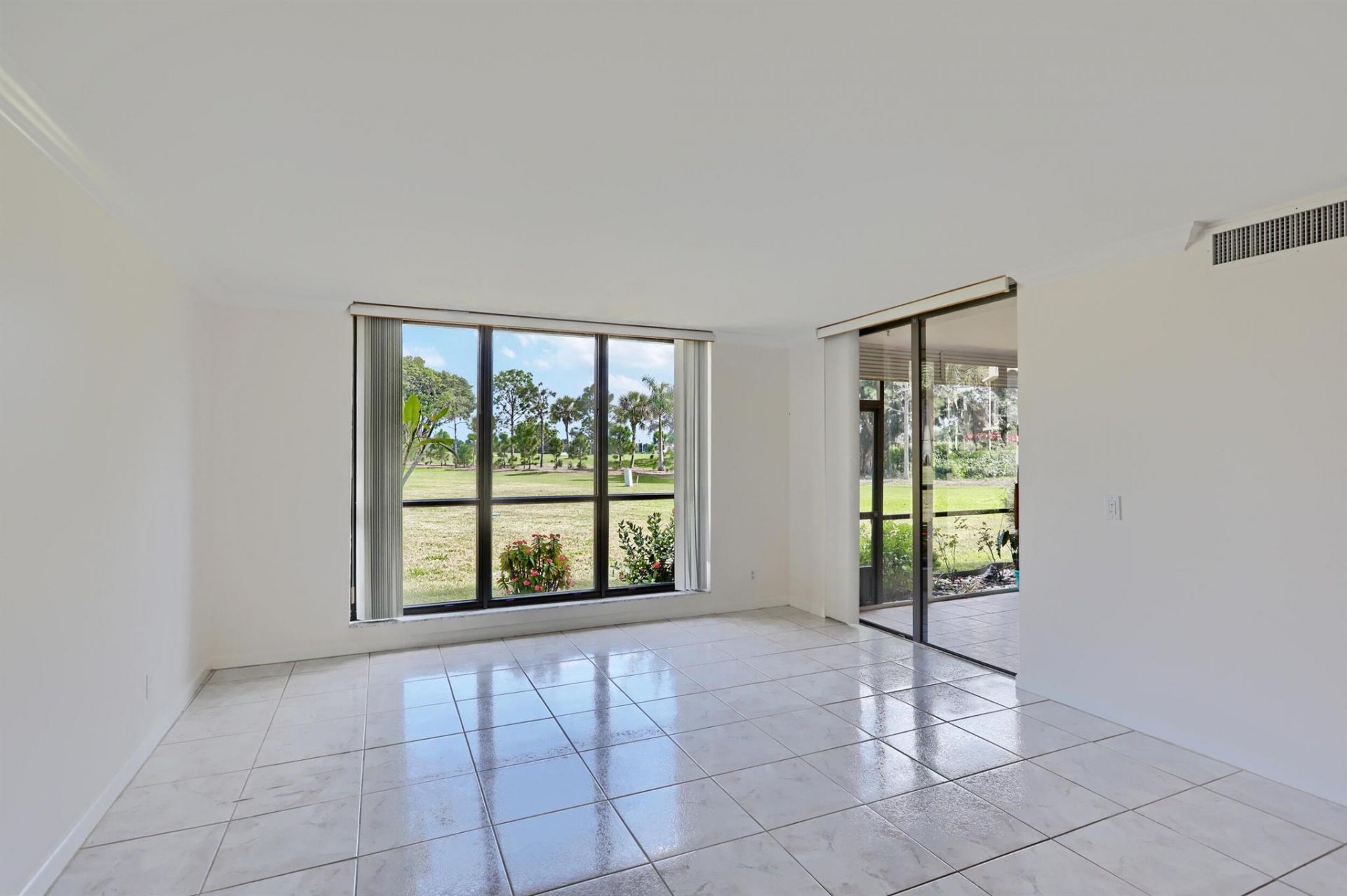5390 Woodland Lakes Drive, Unit 102, Palm Beach Gardens, FL 33418 Photo