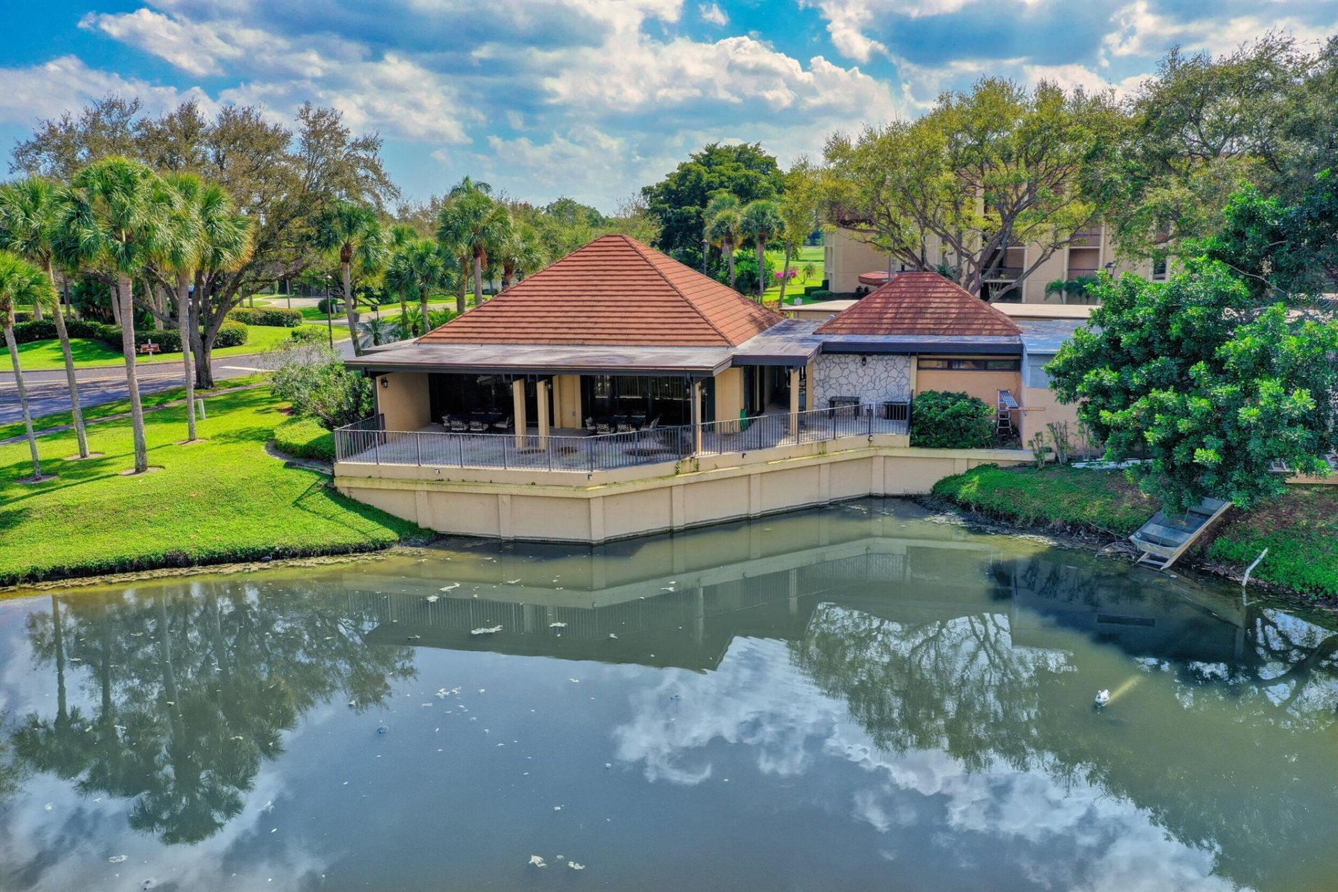 5390 Woodland Lakes Drive, Unit 102, Palm Beach Gardens, FL 33418 Photo