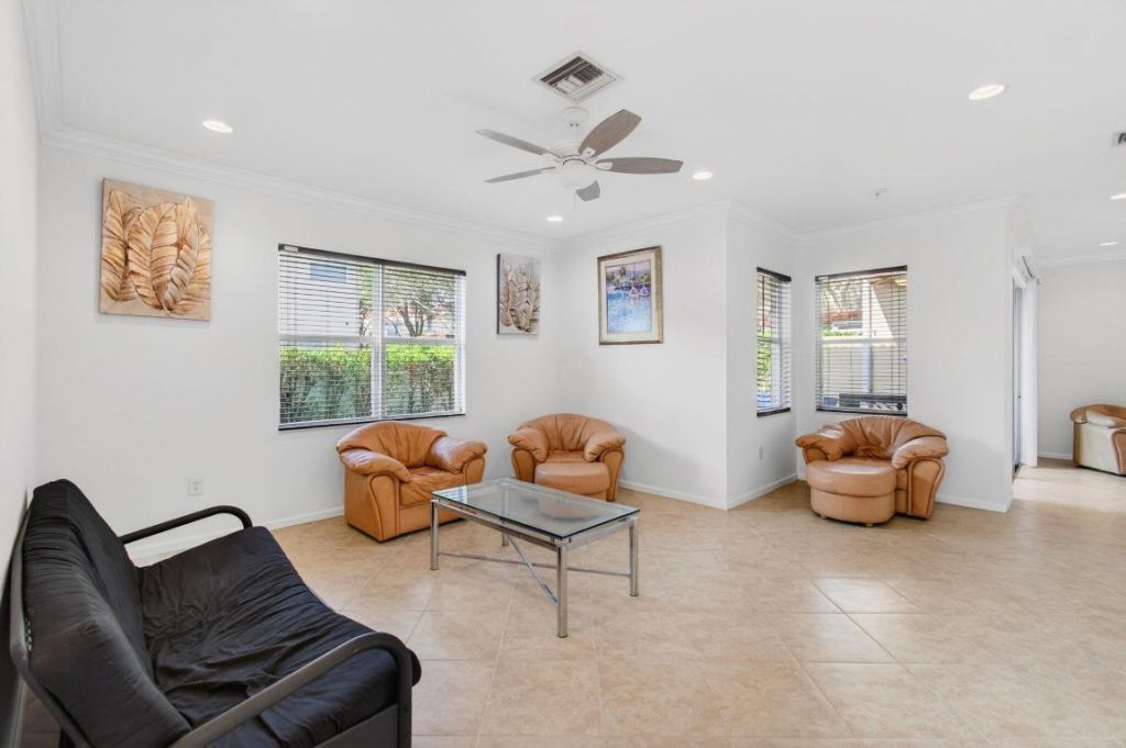 7533 Topiary Avenue, Boynton Beach, FL 33437 Photo