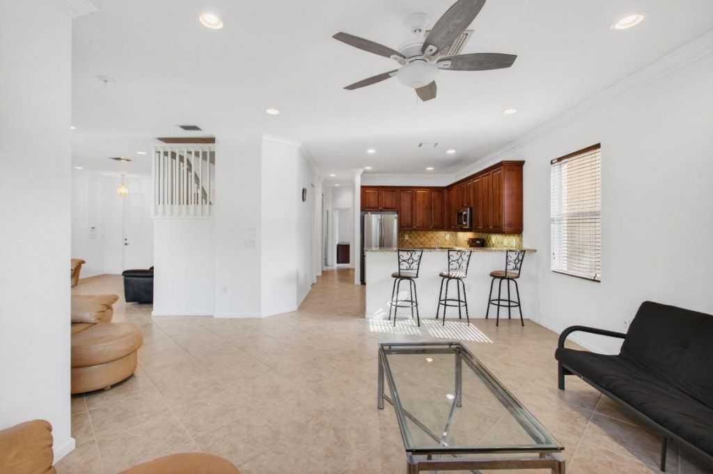 7533 Topiary Avenue, Boynton Beach, FL 33437 Photo