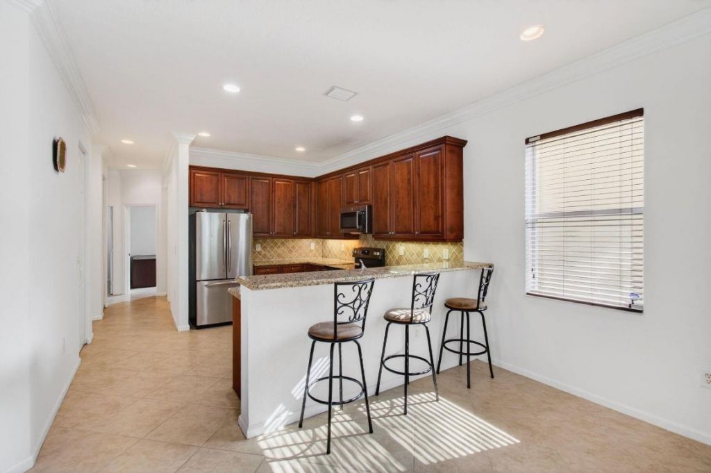 7533 Topiary Avenue, Boynton Beach, FL 33437 Photo