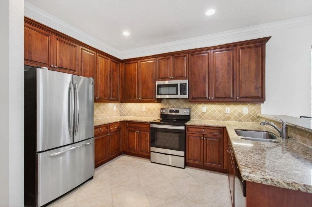 7533 Topiary Avenue, Boynton Beach, FL 33437 Photo