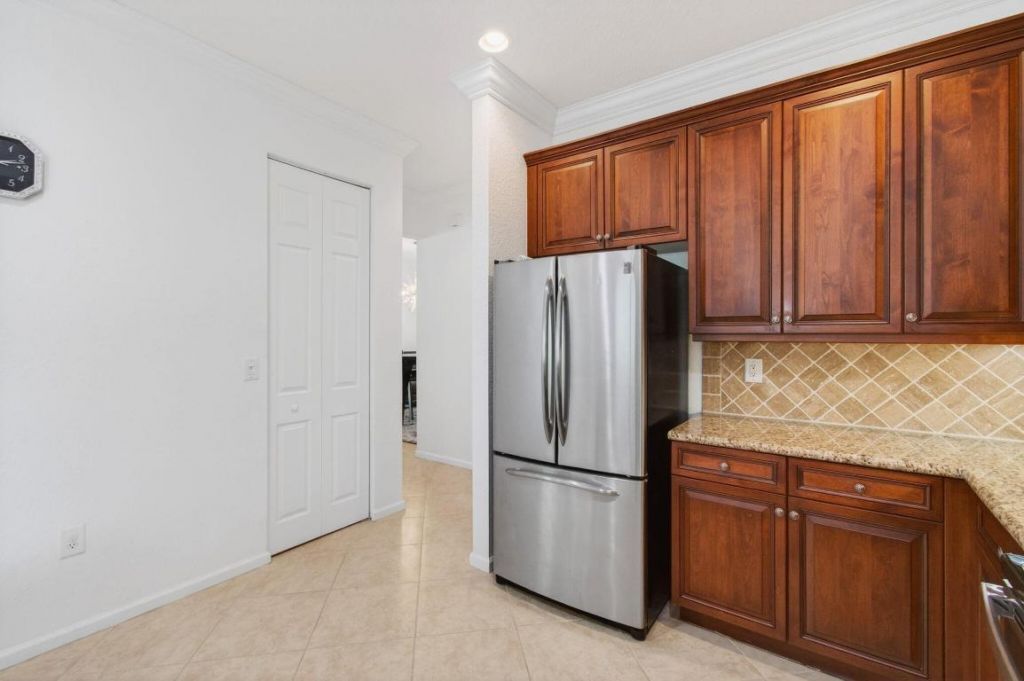 7533 Topiary Avenue, Boynton Beach, FL 33437 Photo