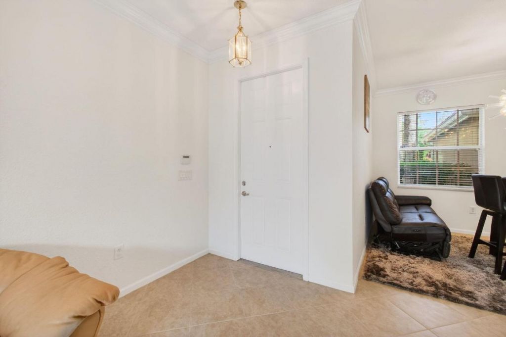 7533 Topiary Avenue, Boynton Beach, FL 33437 Photo