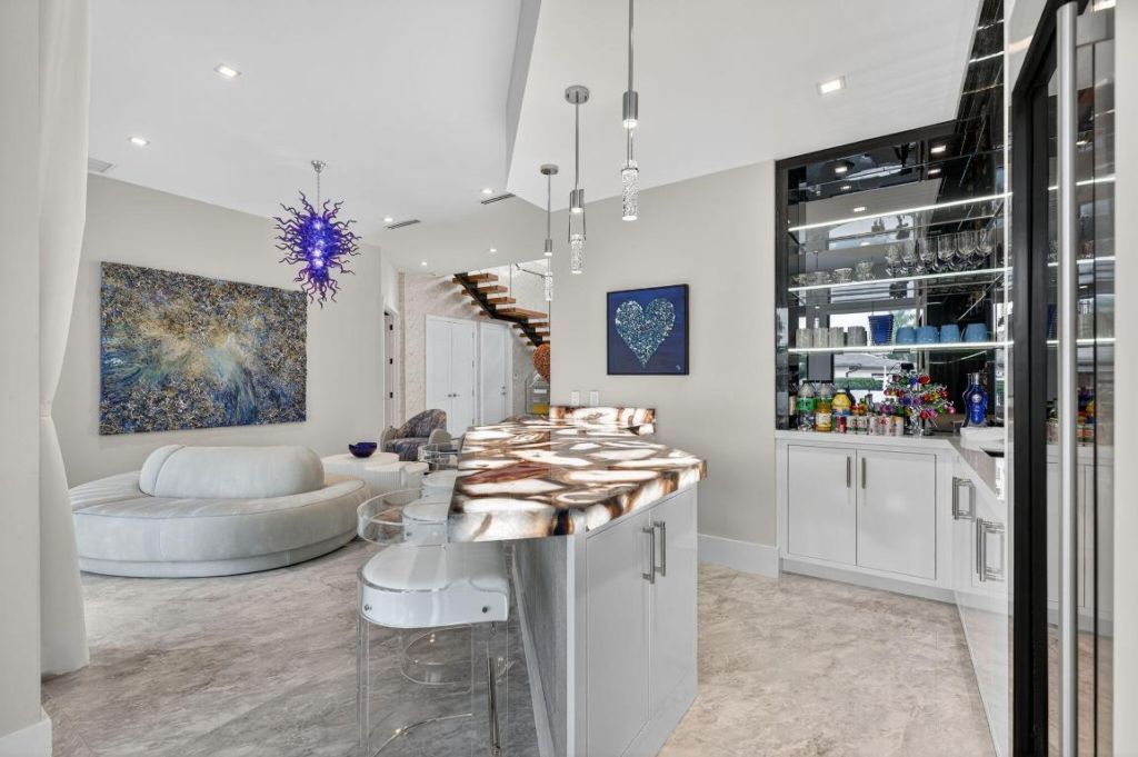 785 NE 70th Street, Boca Raton, FL 33487 Photo