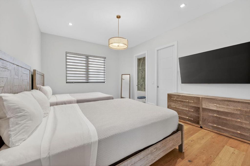 785 NE 70th Street, Boca Raton, FL 33487 Photo