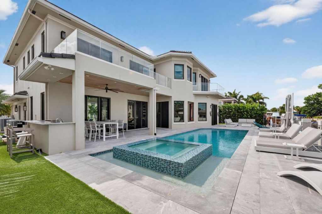 785 NE 70th Street, Boca Raton, FL 33487 Photo