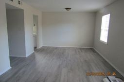 319-n Revell Drive photo 4