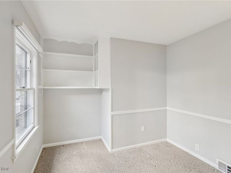 472 Sunset Drive, Amherst, OH 44001 Photo 19