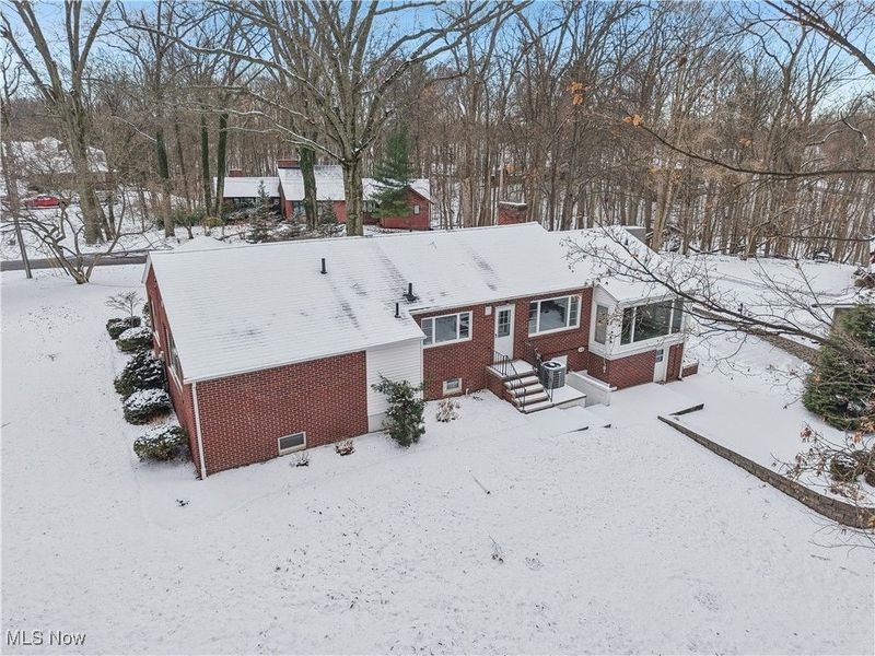 472 Sunset Drive, Amherst, OH 44001 Photo 26