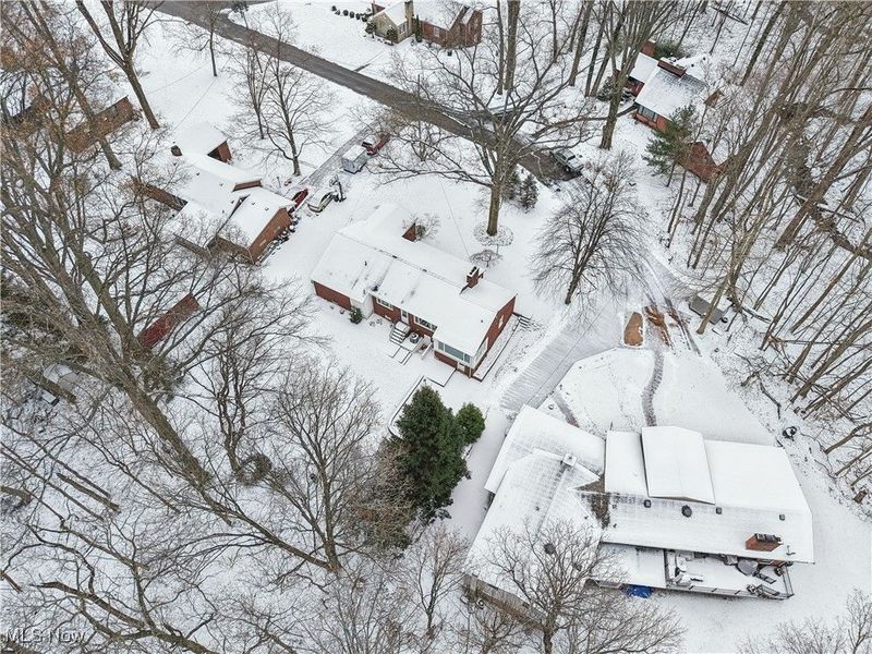 472 Sunset Drive, Amherst, OH 44001 Photo 34