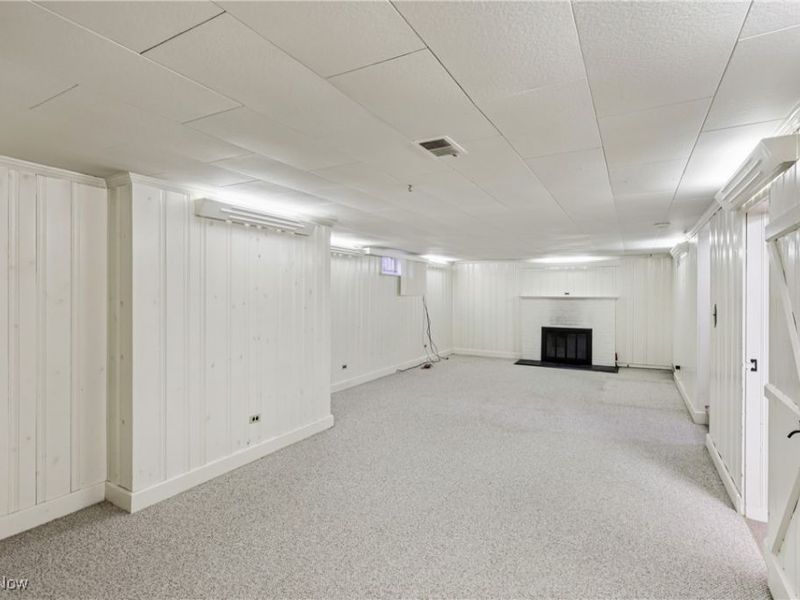 472 Sunset Drive, Amherst, OH 44001 Photo 38