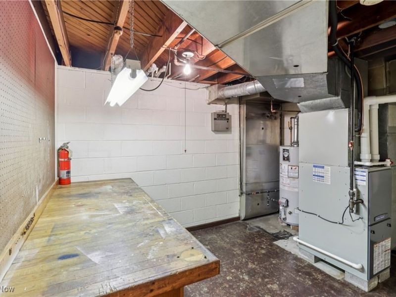 472 Sunset Drive, Amherst, OH 44001 Photo 43