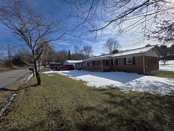 406 Anthony Rd, Frankford, WV 24938