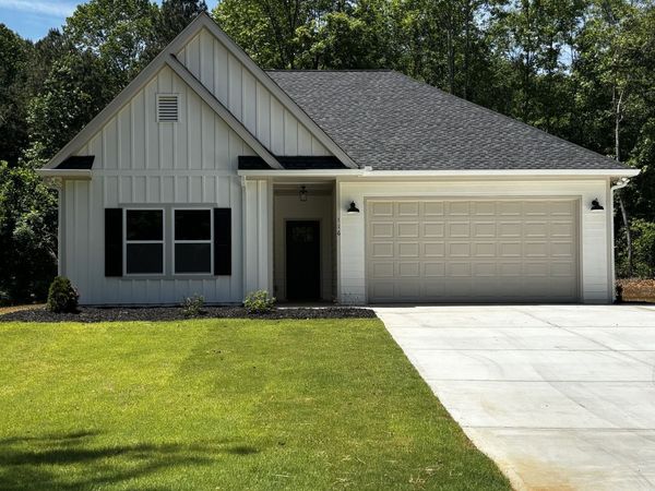 116 Valley View Drive, Maysville, GA 30558