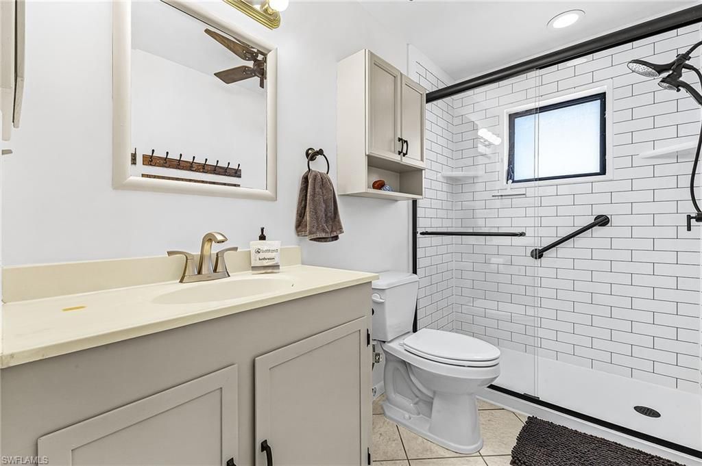 3637 Schooner Ln, Saint James City, FL 33956 Photo