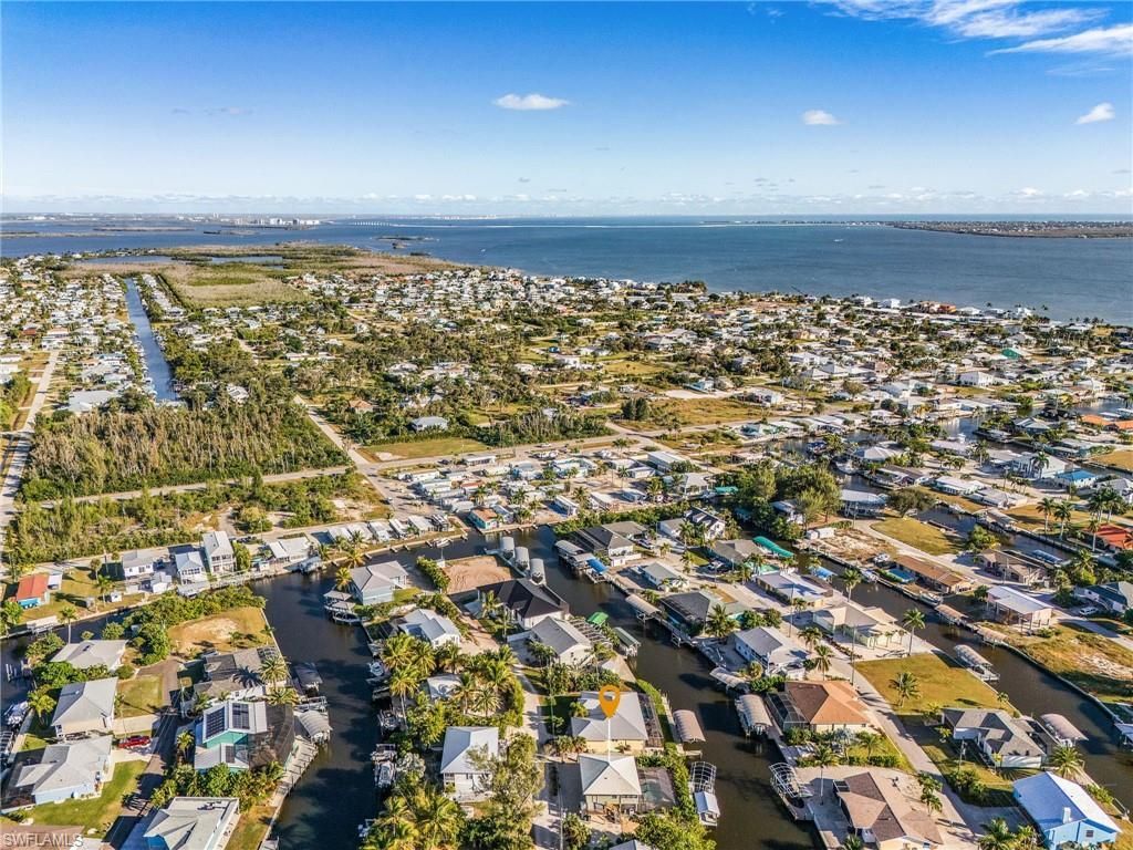 3637 Schooner Ln, Saint James City, FL 33956 Photo