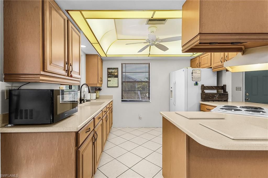 3637 Schooner Ln, Saint James City, FL 33956 Photo