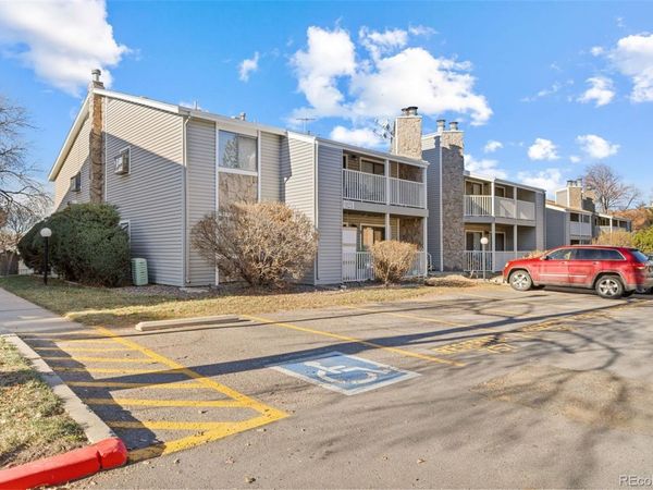 921 S Walden Street, Unit 108, Aurora, CO 80017