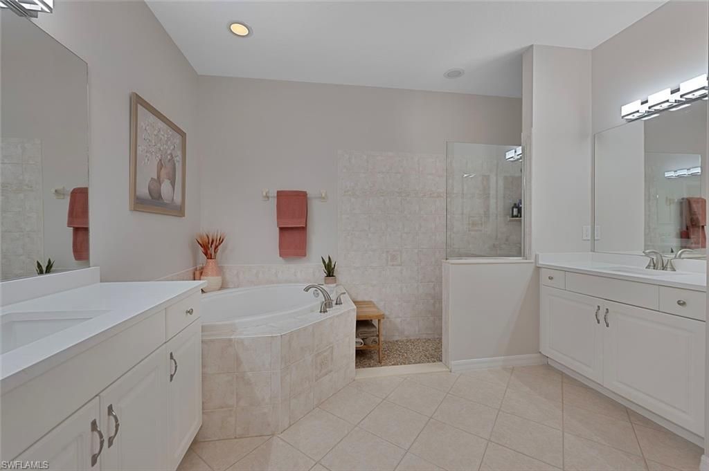 4695 Winged Foot Ct, Unit 101, Naples, FL 34112 Photo