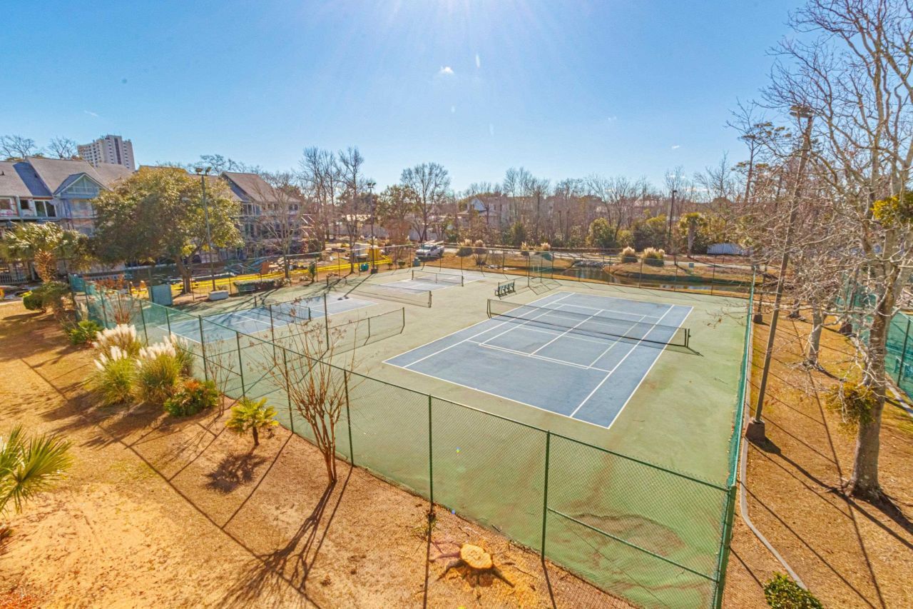 5905 S Kings Hwy. Photo 18