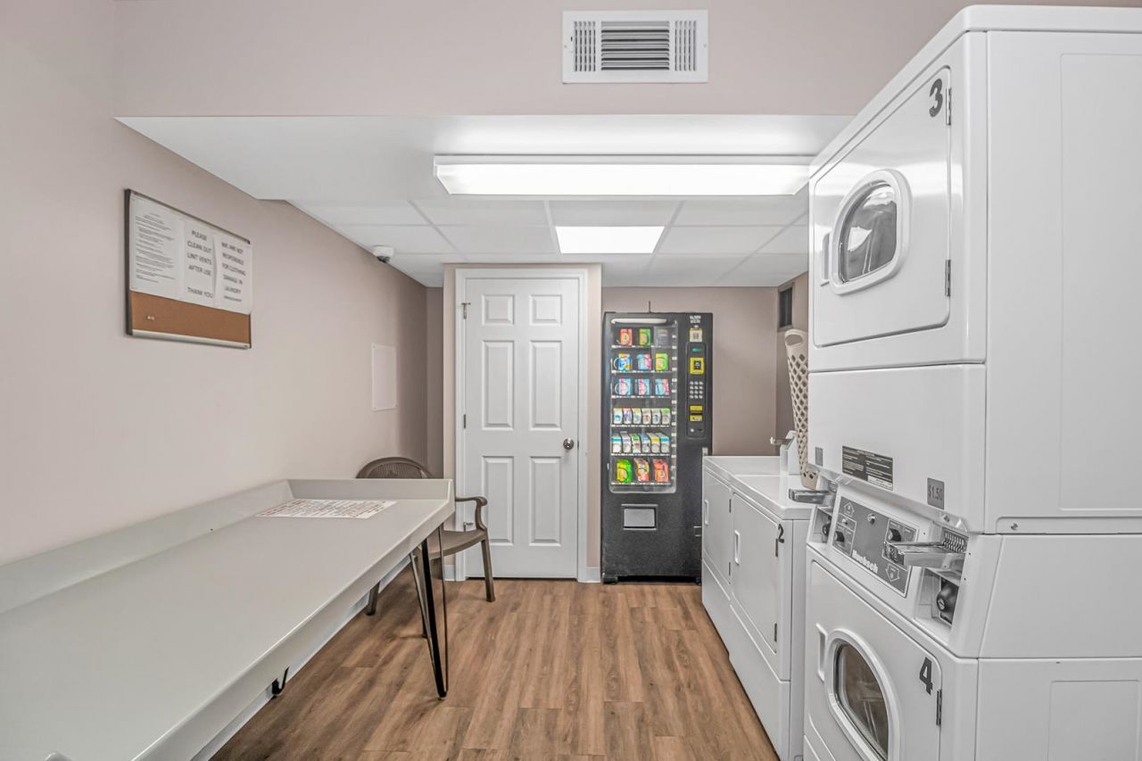 5905 S Kings Hwy. Photo 22