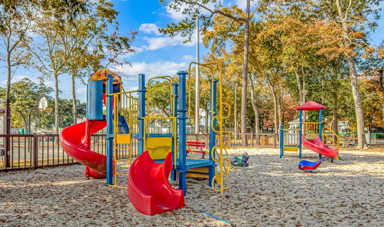 5905 S Kings Hwy. Photo 31