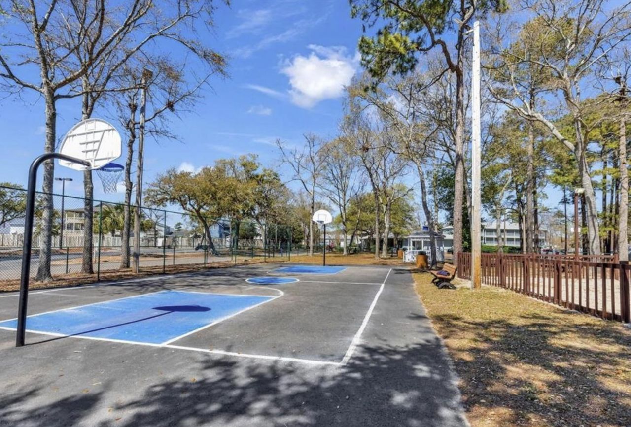 5905 S Kings Hwy. Photo 35