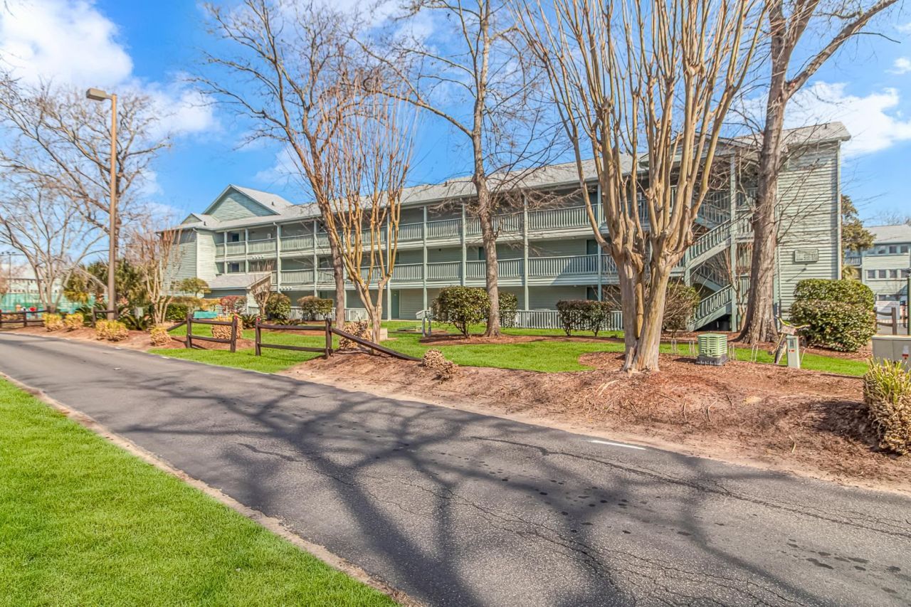 5905 S Kings Hwy. Photo 39