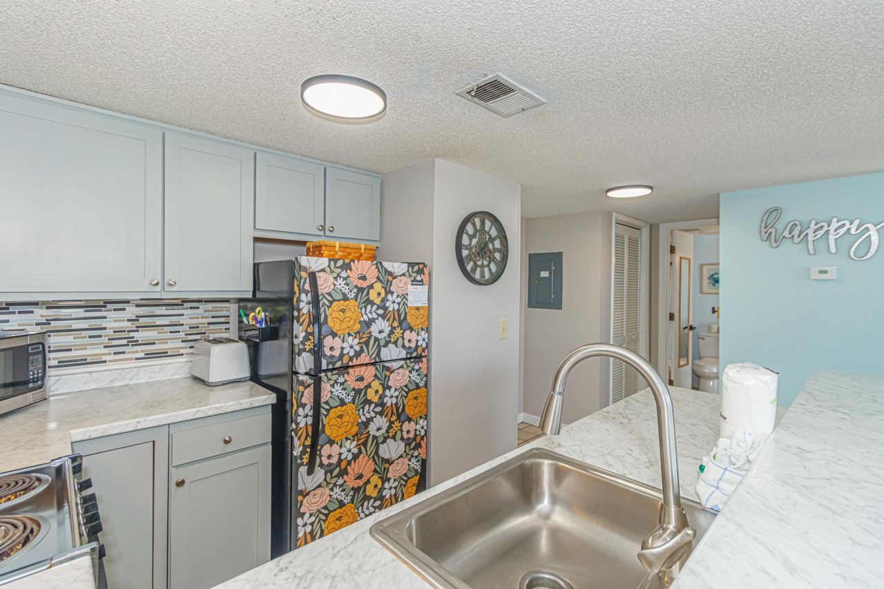 5905 S Kings Hwy. Photo 9