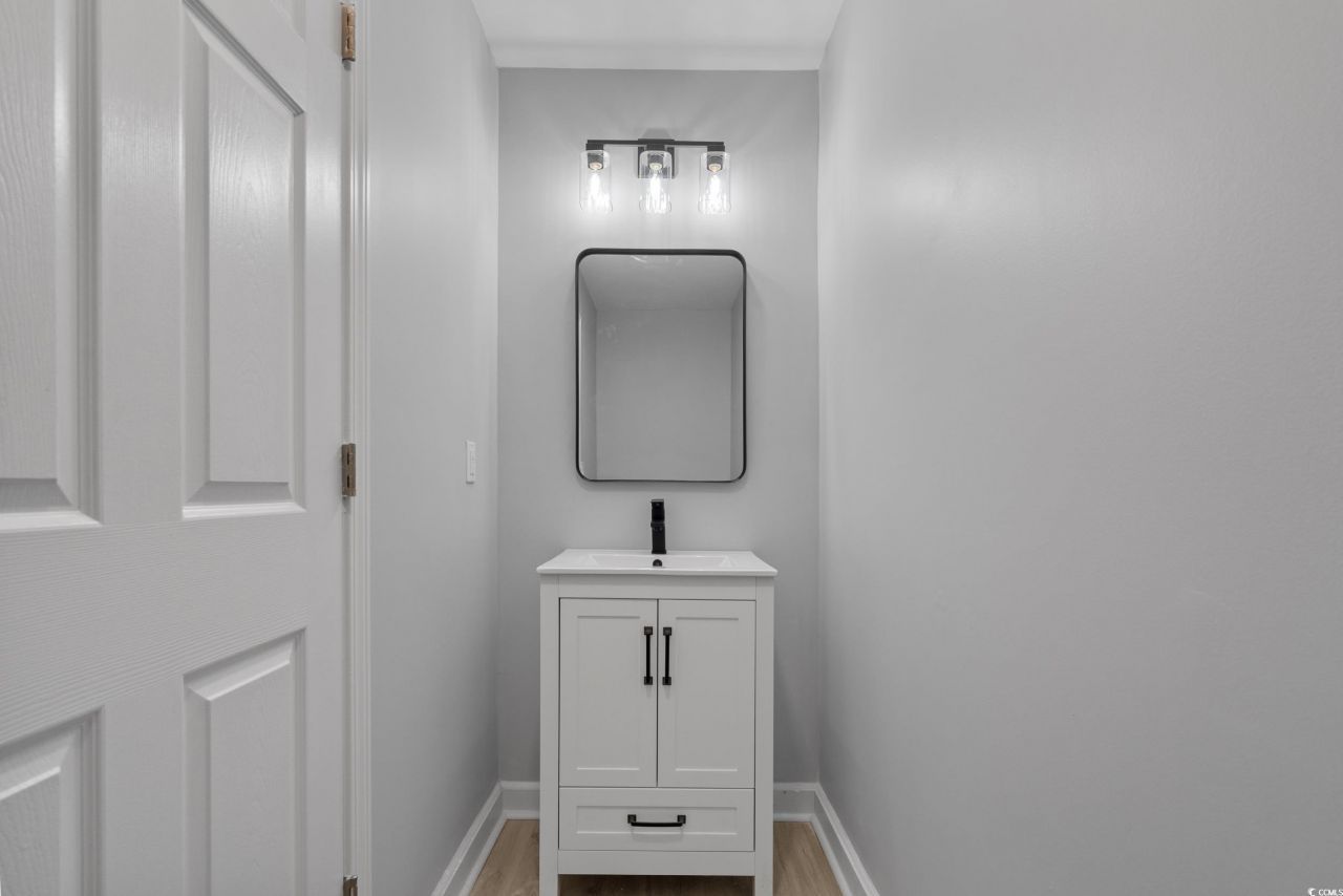 2730 Cultra Rd. Photo 16