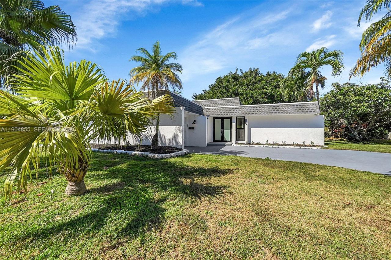 4603 King Palm Dr, Tamarac, FL 33319 Photo